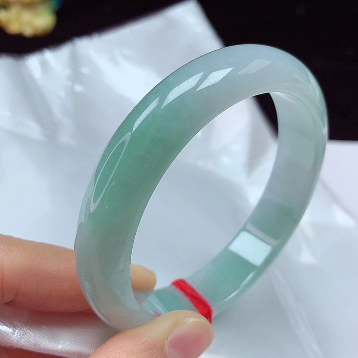 未镶嵌手镯翡翠56圈