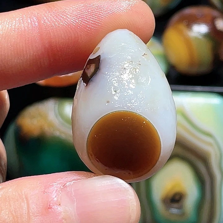 珠宝奇石玛瑙未镶嵌