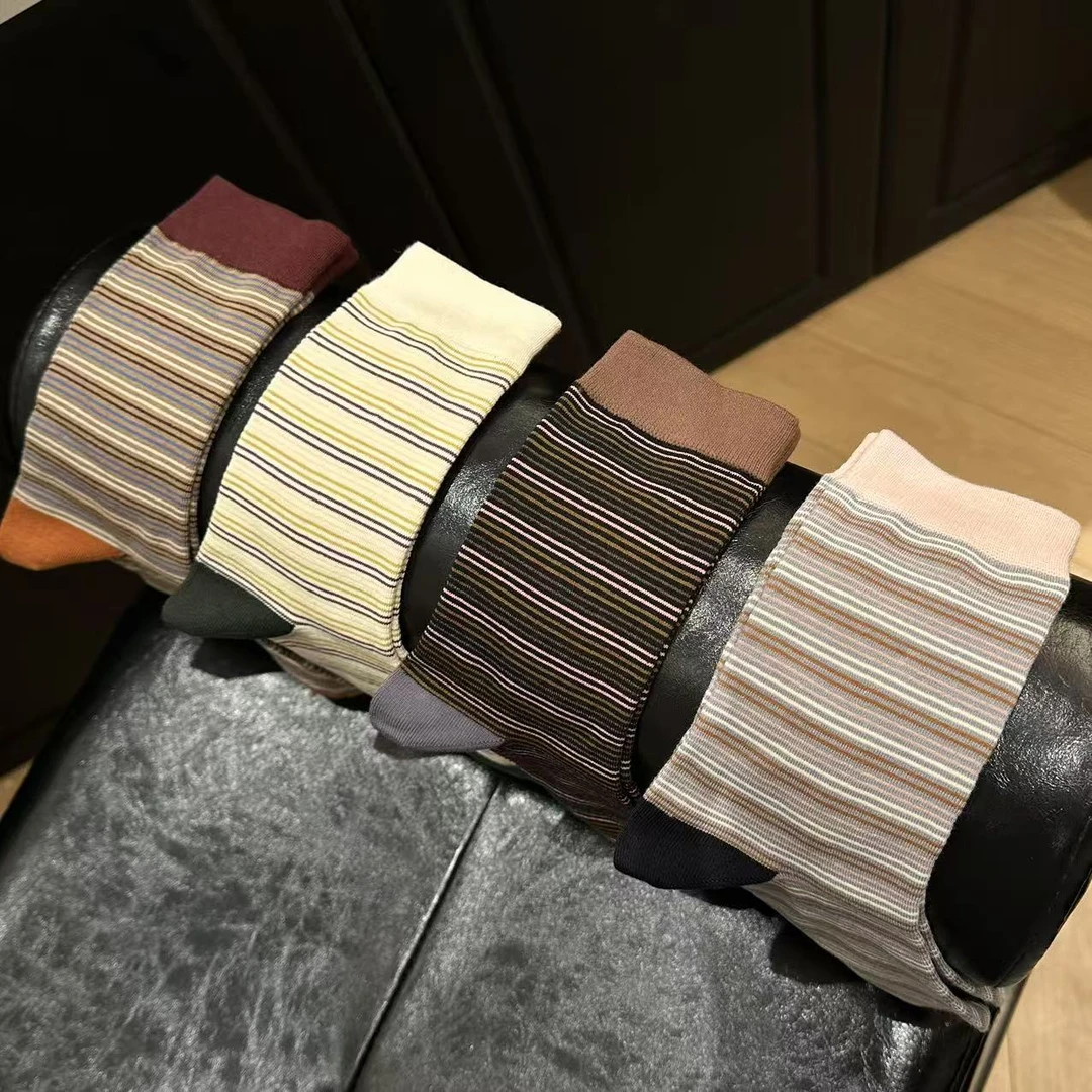 【粉丝专属】深秋离不开一双条纹袜B885