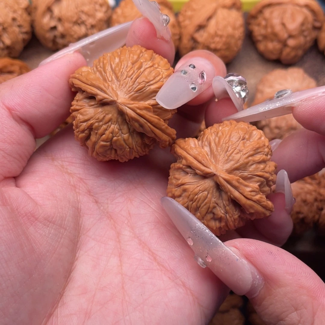 '***子文玩核桃吊坠全品球白36.5