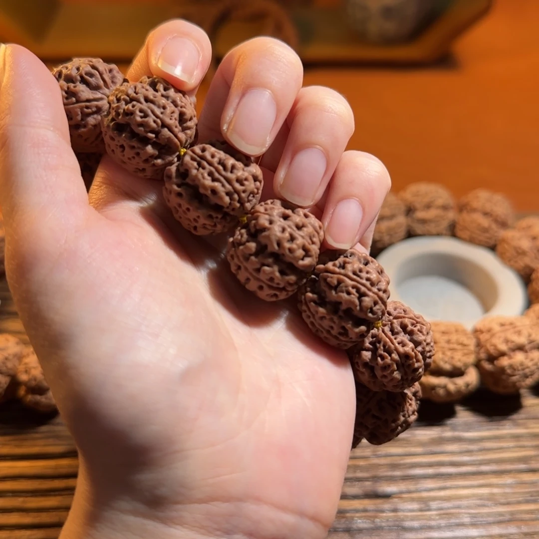 金刚菩提手串梅花22m m