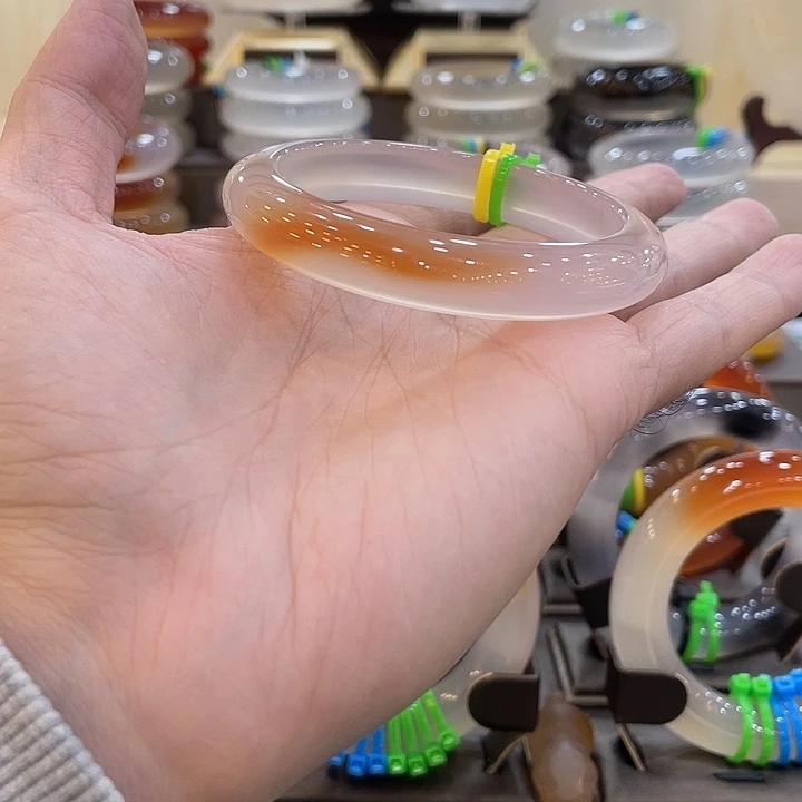 玛瑙/玉髓未镶嵌手镯10