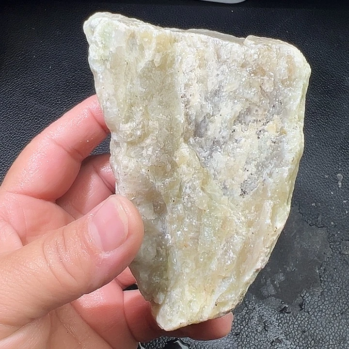 和田玉（糖玉）未镶嵌车挂