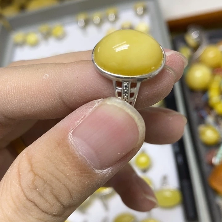 蜜蜡银S925镶嵌裸石戒指