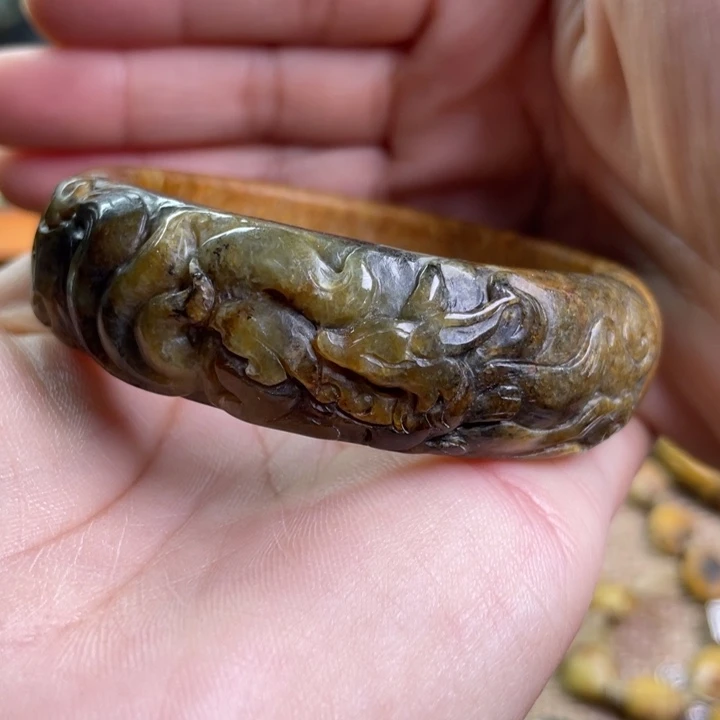 岫岩河磨玉（透闪石质玉）手镯未镶嵌&****?