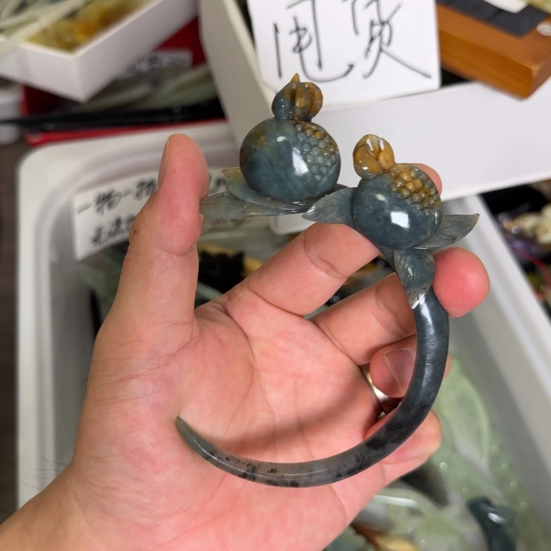 蛇纹石玉未镶嵌发饰