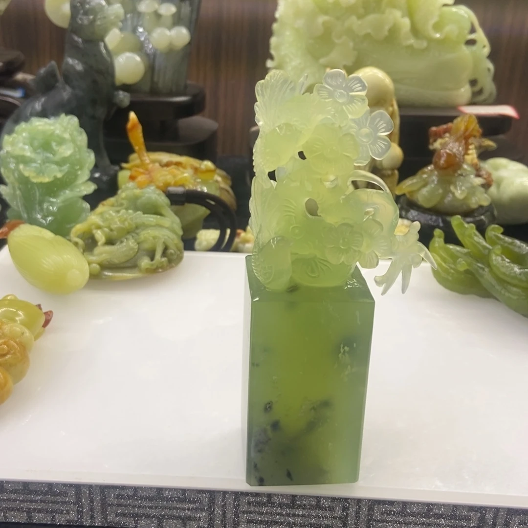 京***剧石材天然岫岩玉摆件