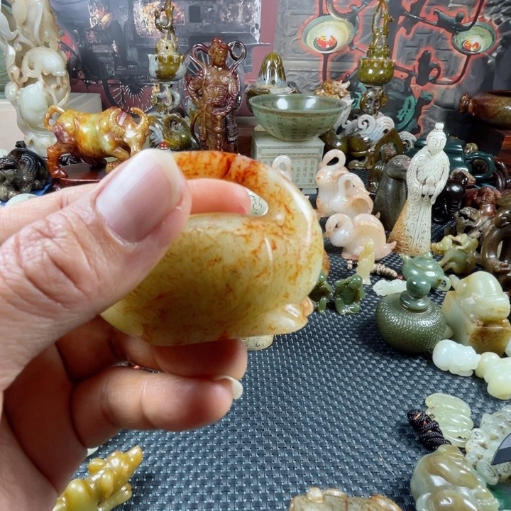 和田玉颈饰未镶嵌苍*