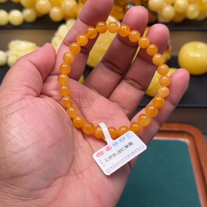 琥珀未镶嵌珠宝奇石M1390号6.7+鸡油红