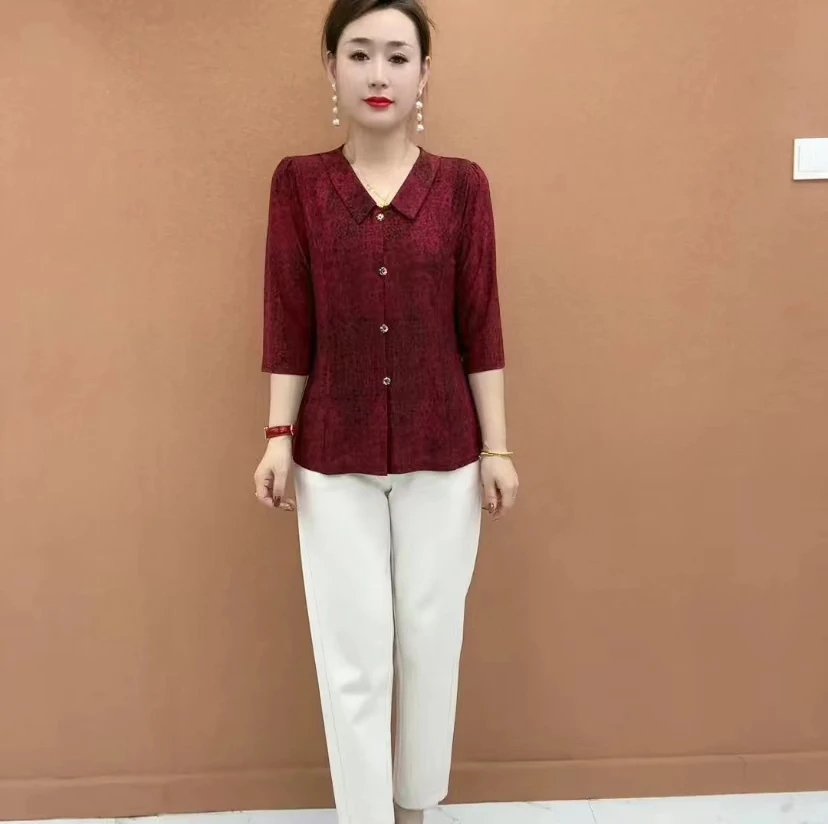 新2025洋气时尚中袖舒适气质中年妈妈T恤显瘦小衫夏季必备百搭款