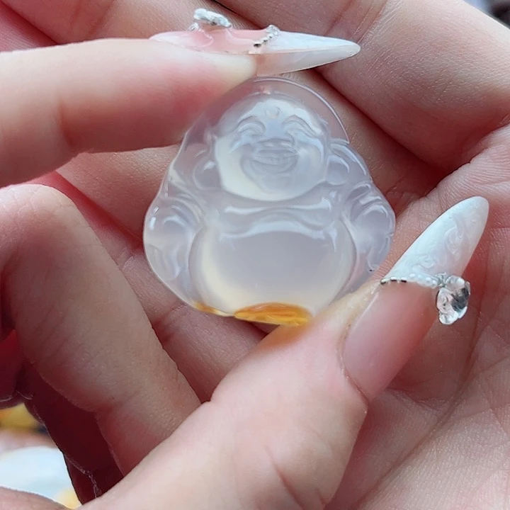 王***晓玛瑙未镶嵌手饰吊坠