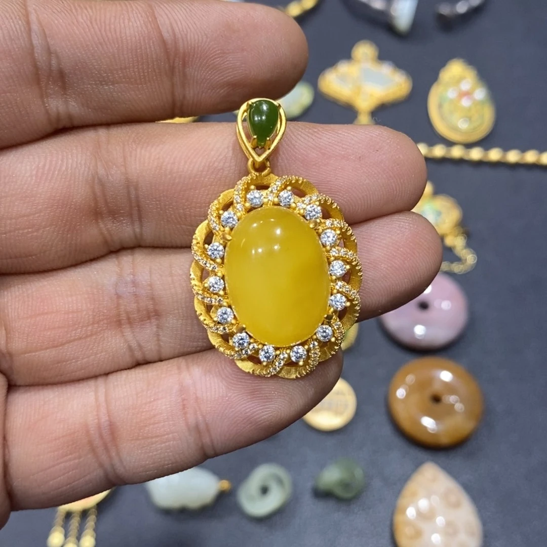 蜜蜡颈饰银S925镀金镶嵌