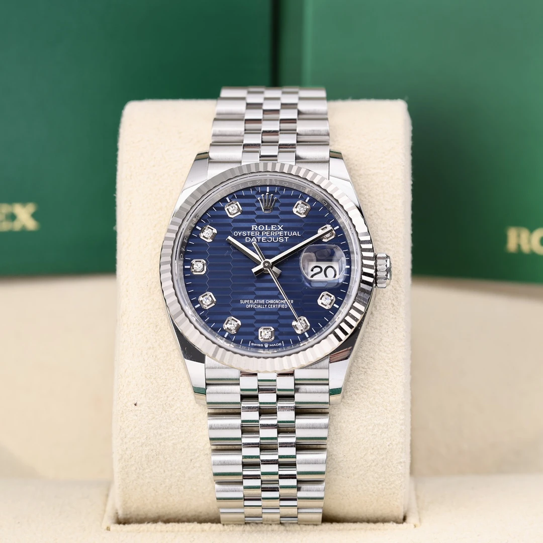 95新 Rolex/劳力士 126234日志型 钻刻蓝盘 36mm 2022年11月保卡