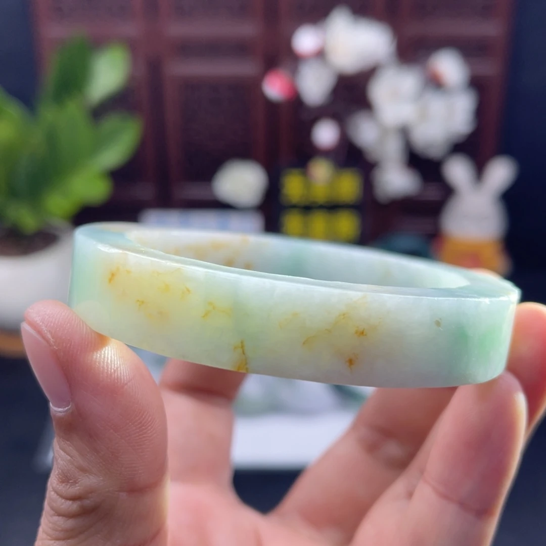 定制翡翠未镶嵌58-59正圈果绿洒金