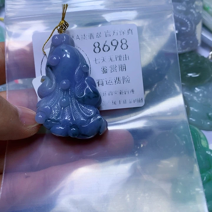 翡翠未镶嵌颈饰用****1翡翠