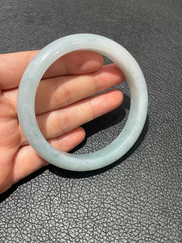 缅甸翡翠a货正圈60m'm翡翠手镯