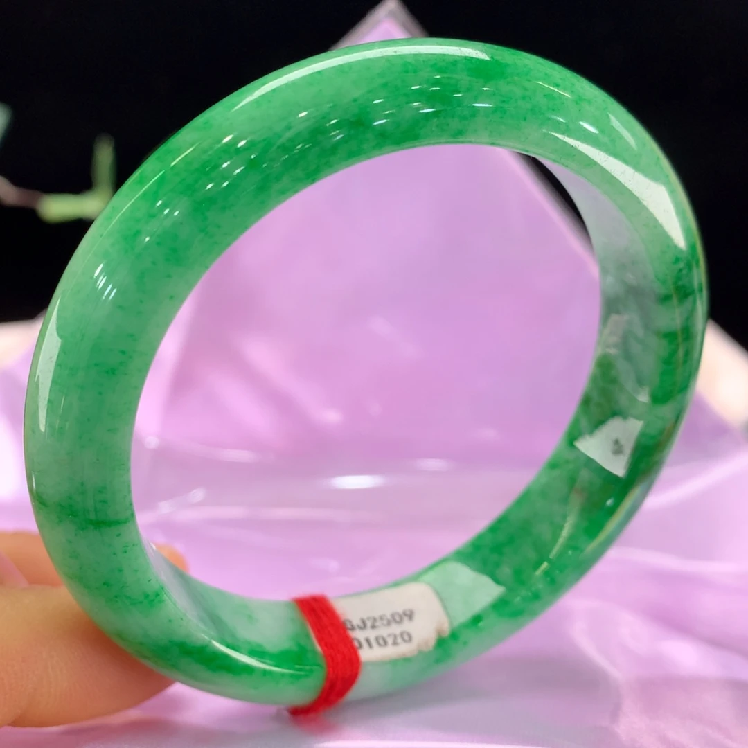 翡翠未镶嵌手镯1020