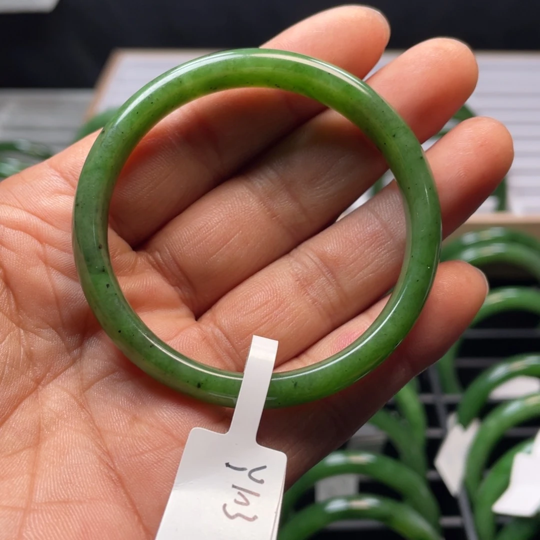 和田玉（碧玉）手镯未镶嵌