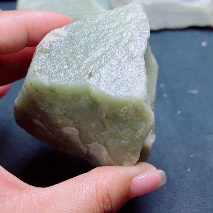 和田玉未镶嵌珠宝奇石