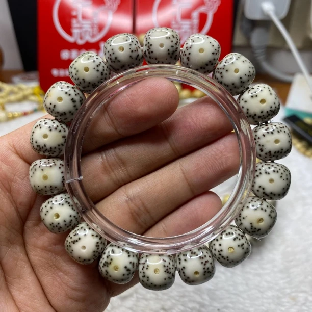13*12瓷白超大眼睛小细星月朗星稀星月手串直销正品