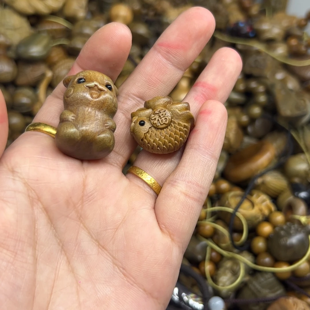 菲***常无事牌维腊木（绿檀）