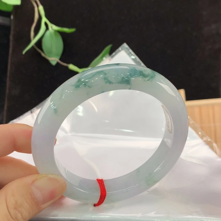 翡翠手镯未镶嵌111/0036