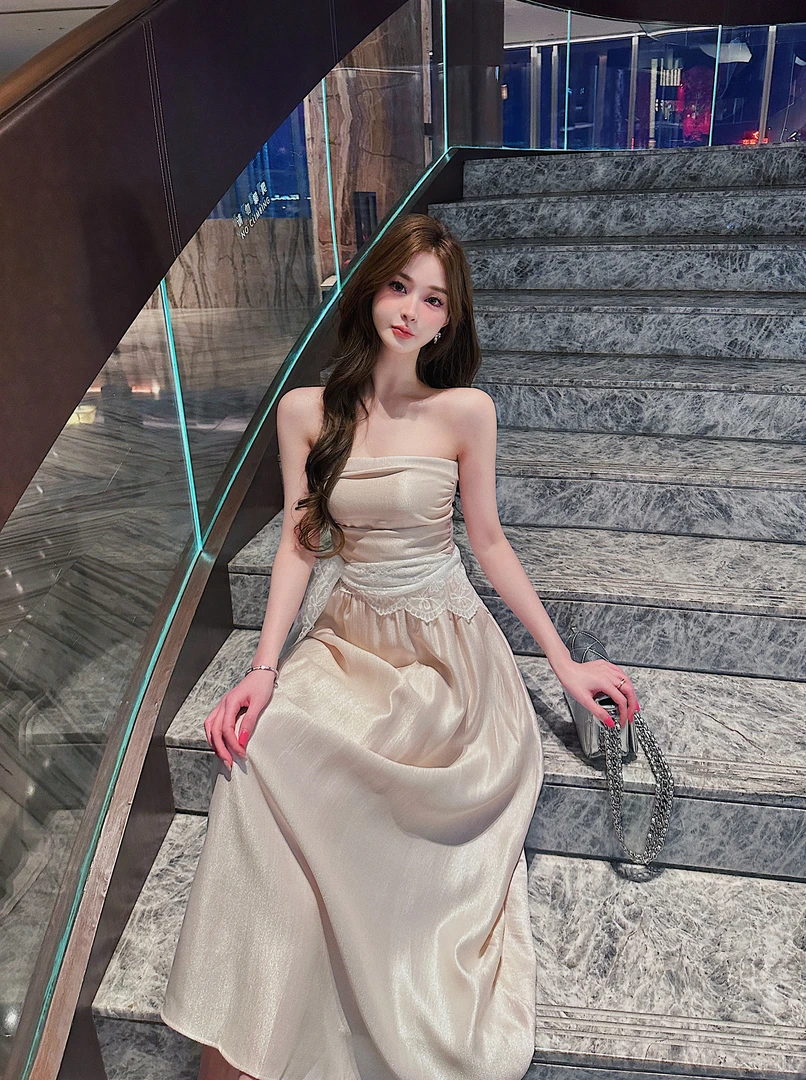 【沁桃初熟】纯欲收腰抹胸裙XS40762