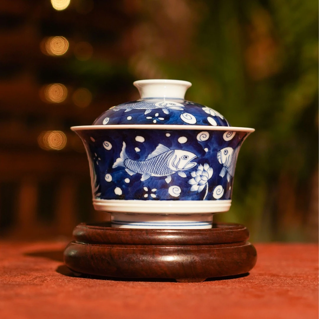 正德御窑亦然堂蓝底鱼藻马蹄盖碗 手 茶具中式茶道喝茶用高端盖碗