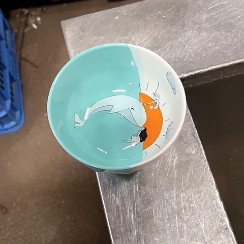 微瑕，不能明火，口径11高5蓝白4个