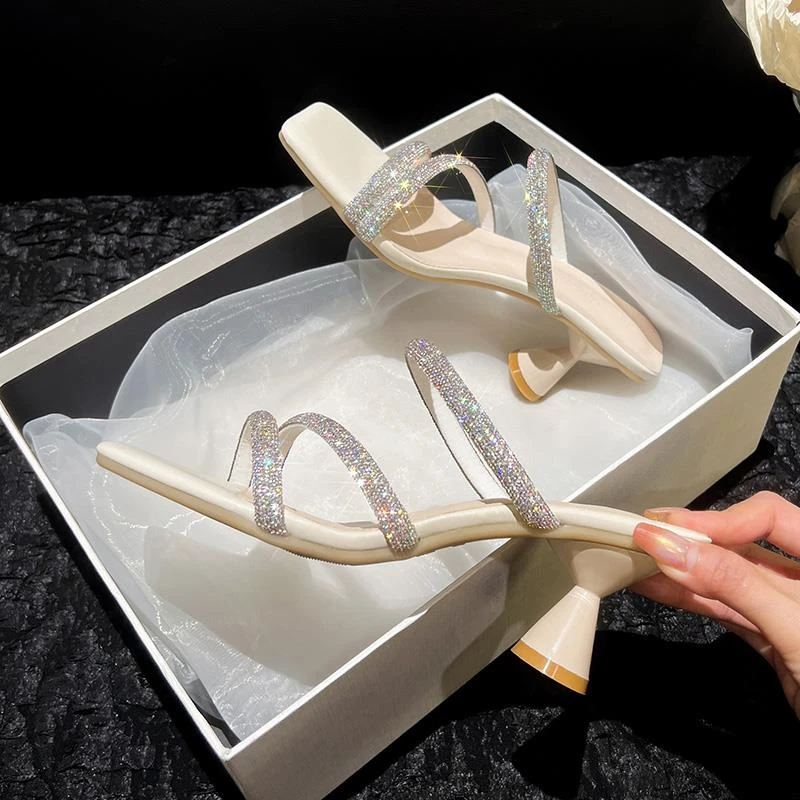 绝美超闪水钻法式高跟凉拖鞋女夏外穿中跟一字带大小码32细带凉鞋