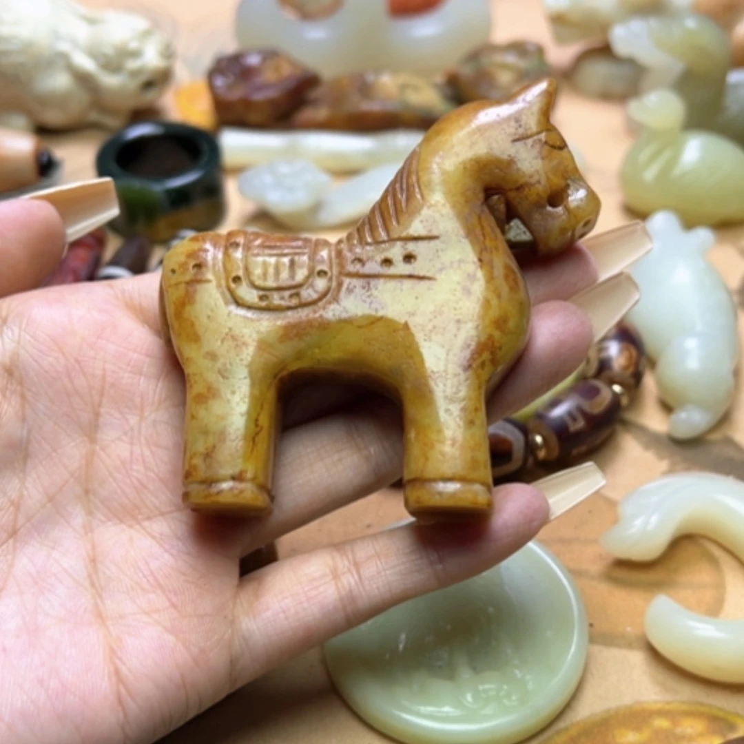 【闪购商品】蛇纹石玉颈饰未镶嵌