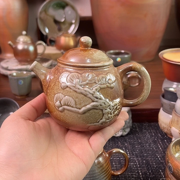 柴烧迎客松龙蛋壶