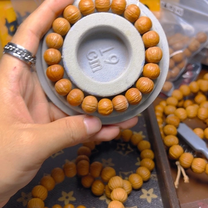 梦***洲猴头核桃吊坠12微瑕南瓜单圈