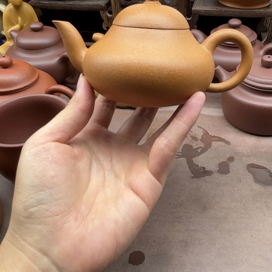 (***)茶壶紫砂冷金黄   矮梨  180微瑕
