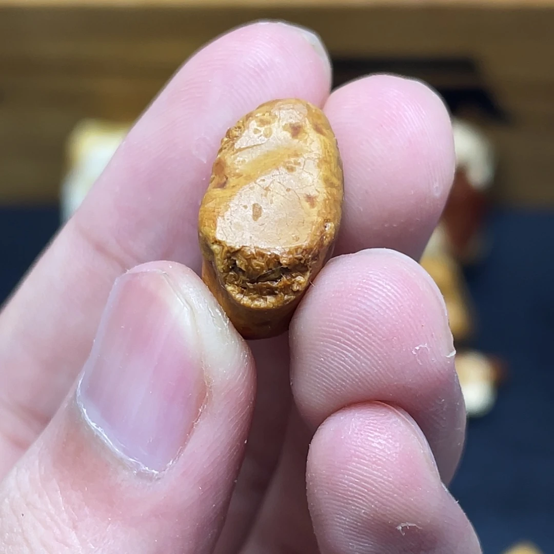 定制琥珀未镶嵌H****k定制