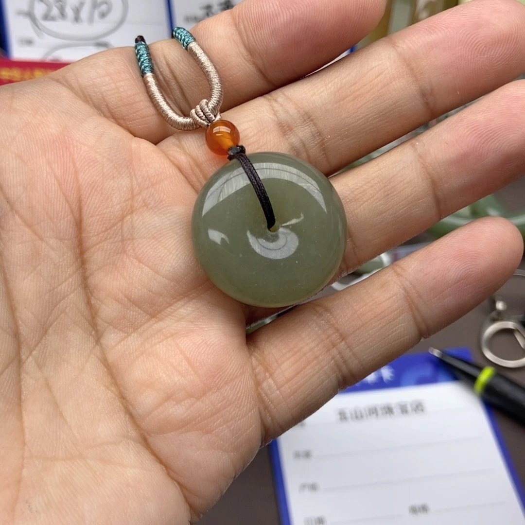 和田玉吊坠(不含链)未镶嵌程***C