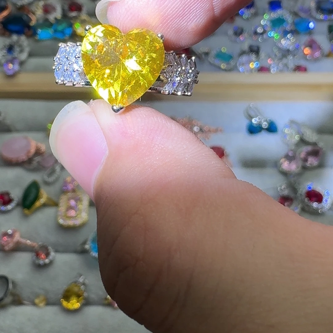 银S925镶嵌戒指水晶