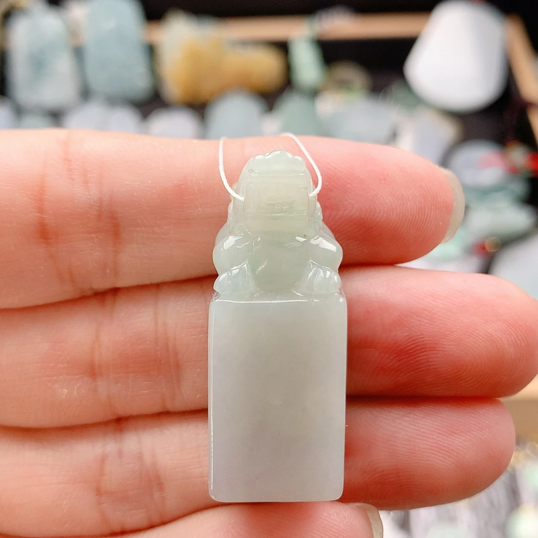 翡翠未镶嵌吊坠(不含链)35印章