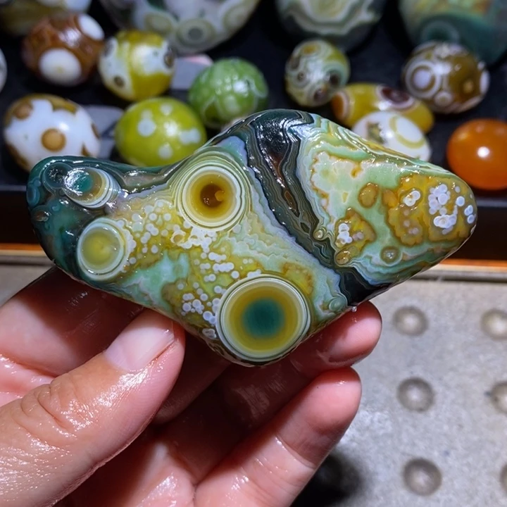未镶嵌玛瑙/玉髓珠宝半成品