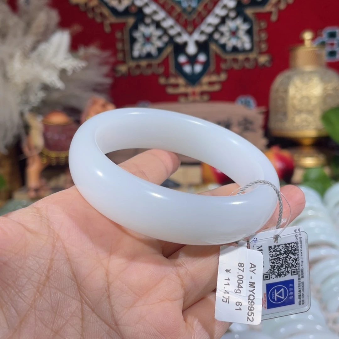 和田玉手镯未镶嵌羊脂白级和田玉手镯 61圈