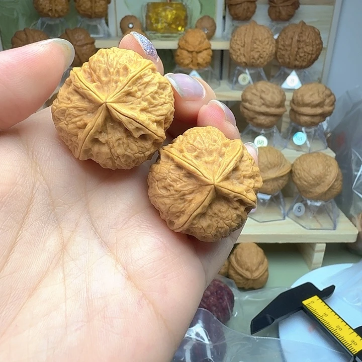 把件文玩核桃7号车福利小四棱