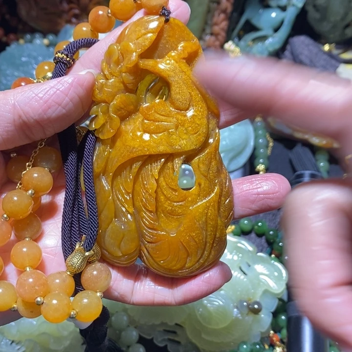 岫玉岫玉吊坠未镶嵌分****堂