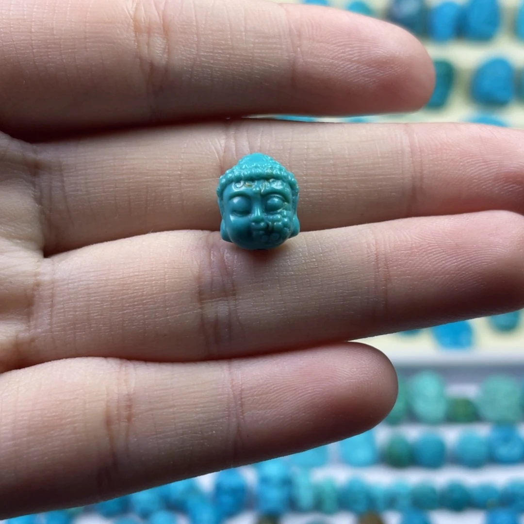 绿松石未镶嵌天然原矿绿松石雕件