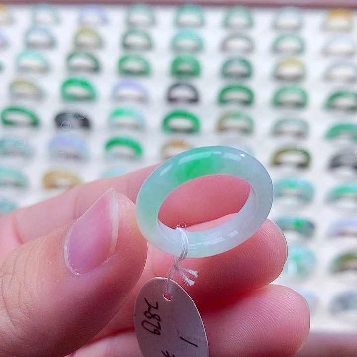 翡翠未镶嵌戒指12号