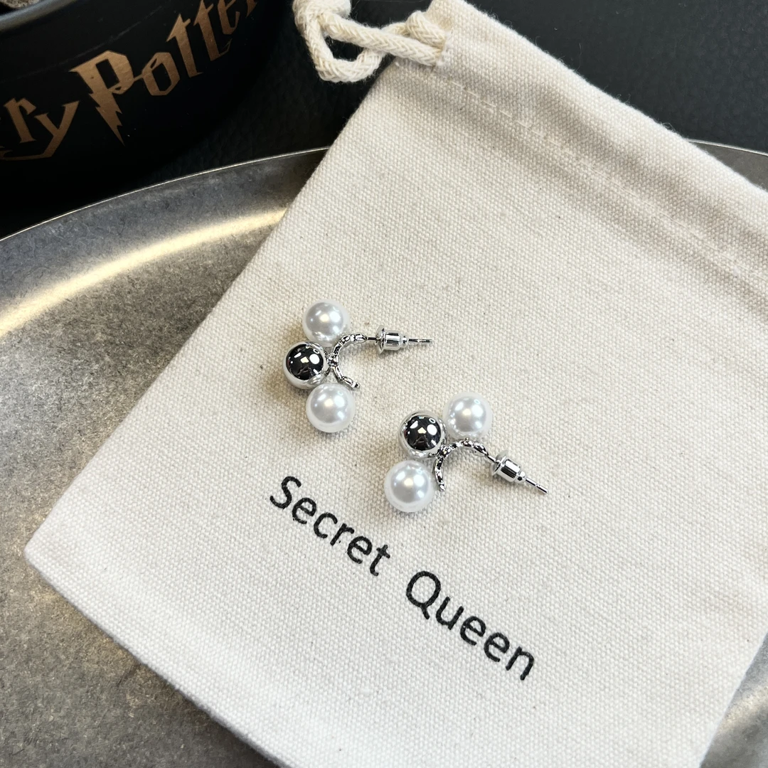 铜合金耳饰 小众设计贝珠拼接金属圆球弧形耳钉AH153