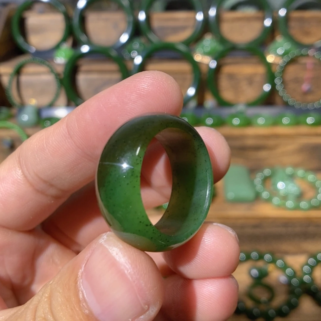【闪购商品】吊坠(不含链)未镶嵌和田玉乌兰海碧玉戒圈 19.5