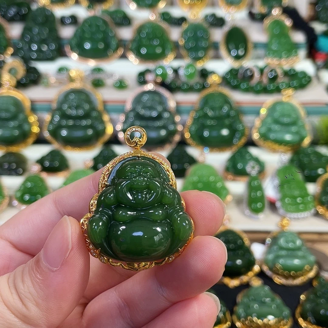 和田玉（碧玉）18K金镶嵌颈饰辣绿佛公30