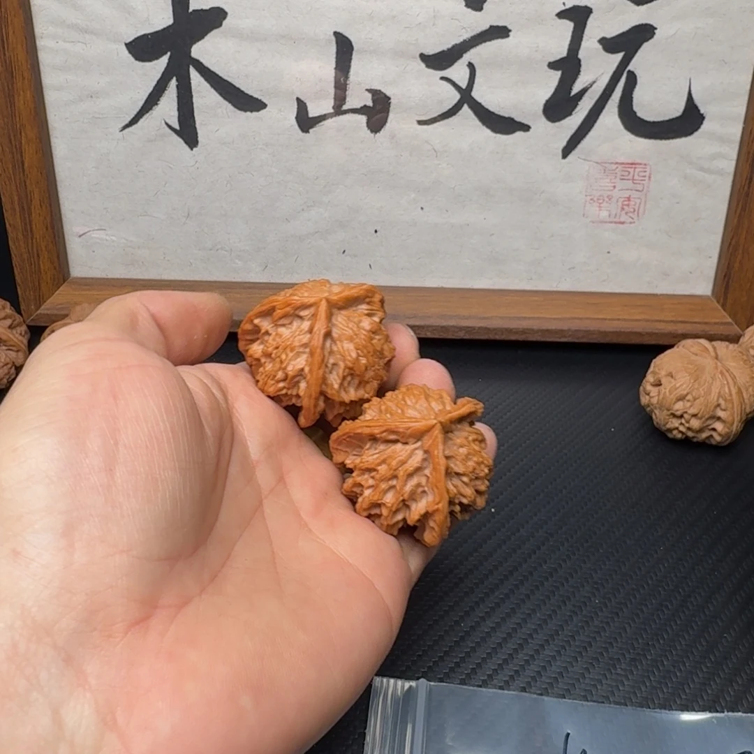 良***知吊坠文玩核桃盘山三棱水尖150