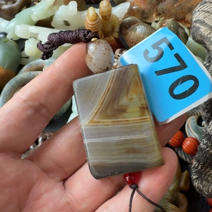 玛瑙/玉髓颈饰合金