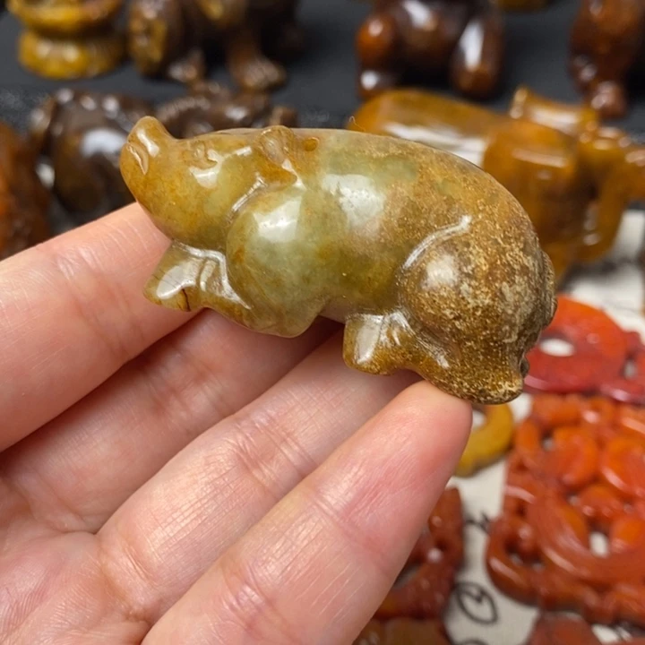 未镶嵌蛇纹石玉颈饰155